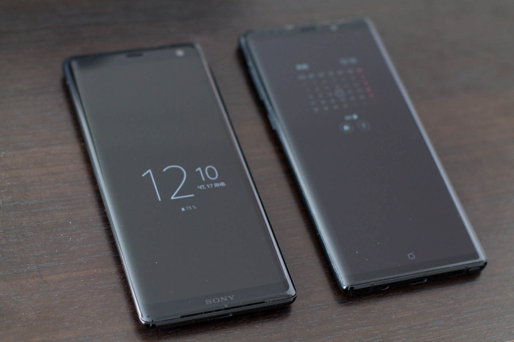 Сравнение Sony XZ3 с Galaxy Note 9