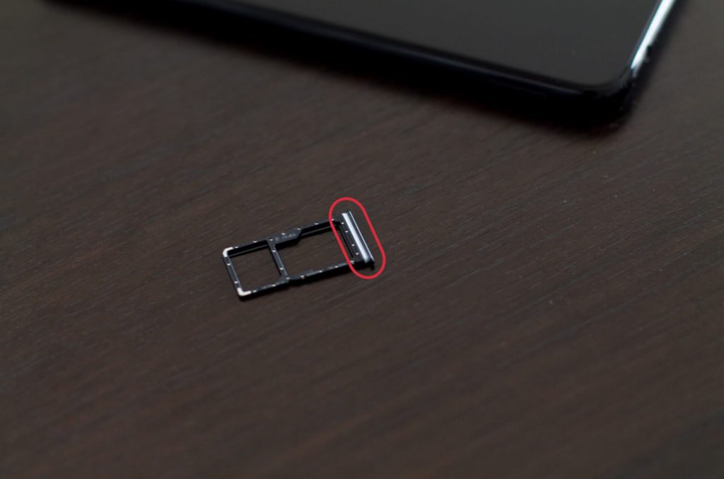 Лоток SIM-карты с уплотнителем на Redmi Note 7